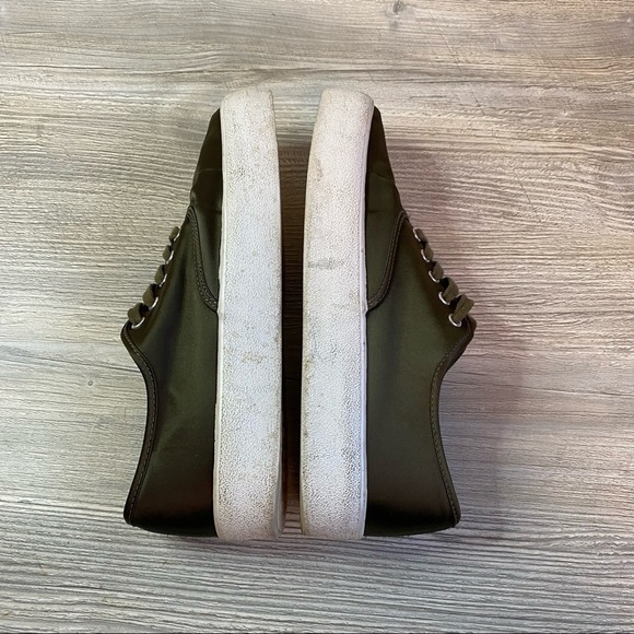 Olive satin lace up sneakers with chunky white soles size 40 Pull & Bear - Picture 8 of 13